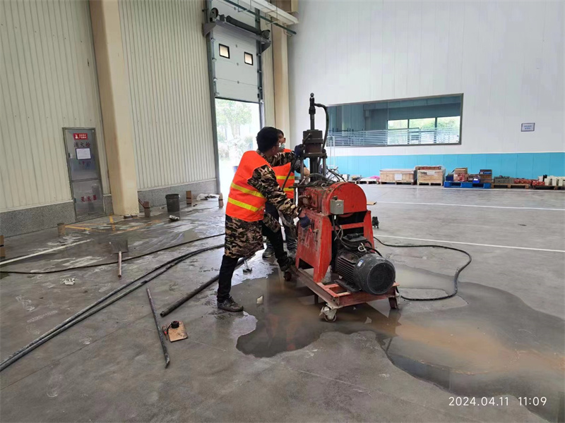 盐山厂房地面下沉塌陷注浆加固施工